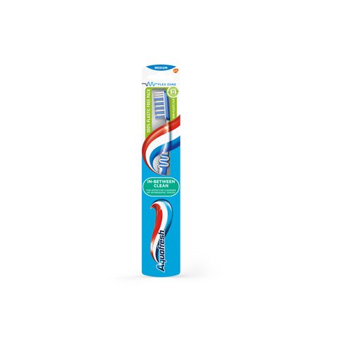 Aquafresh In Between Clean Четка за зъби - Medium