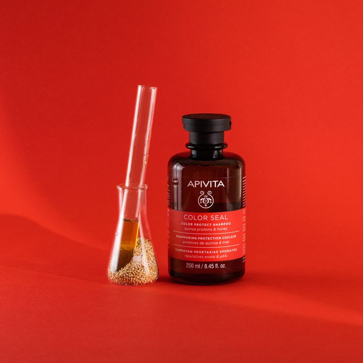 Apivita Color Seal Шампоан за боядисана коса с протеин от киноа и мед x250 мл