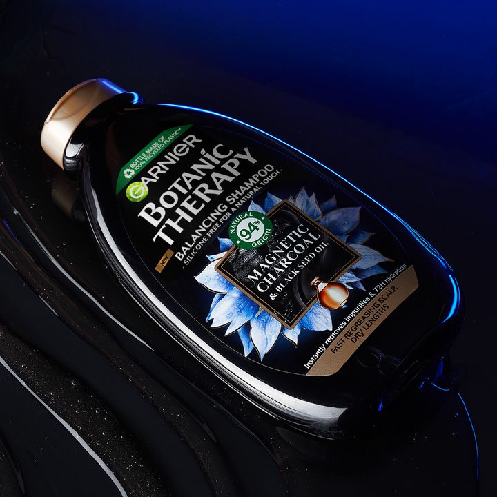 Garnier Botanic Therapy Magnetic Charcoal Шампоан за мазен скалп и сухи краища x250 мл