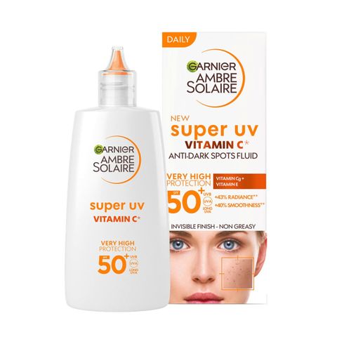 Garnier Ambre Solaire Vitamin C Слънцезащитен флуид за лице против пигментни петна SPF50+ x40 мл